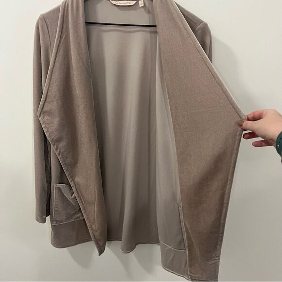 Soft Surroundings Velvet Open Front Cardigan Sand Colored Small - Picture 6 of 10